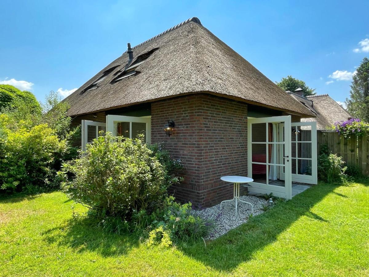 Uylkenshof Safaritenten En Natuurhuisjes Епе Екстериор снимка